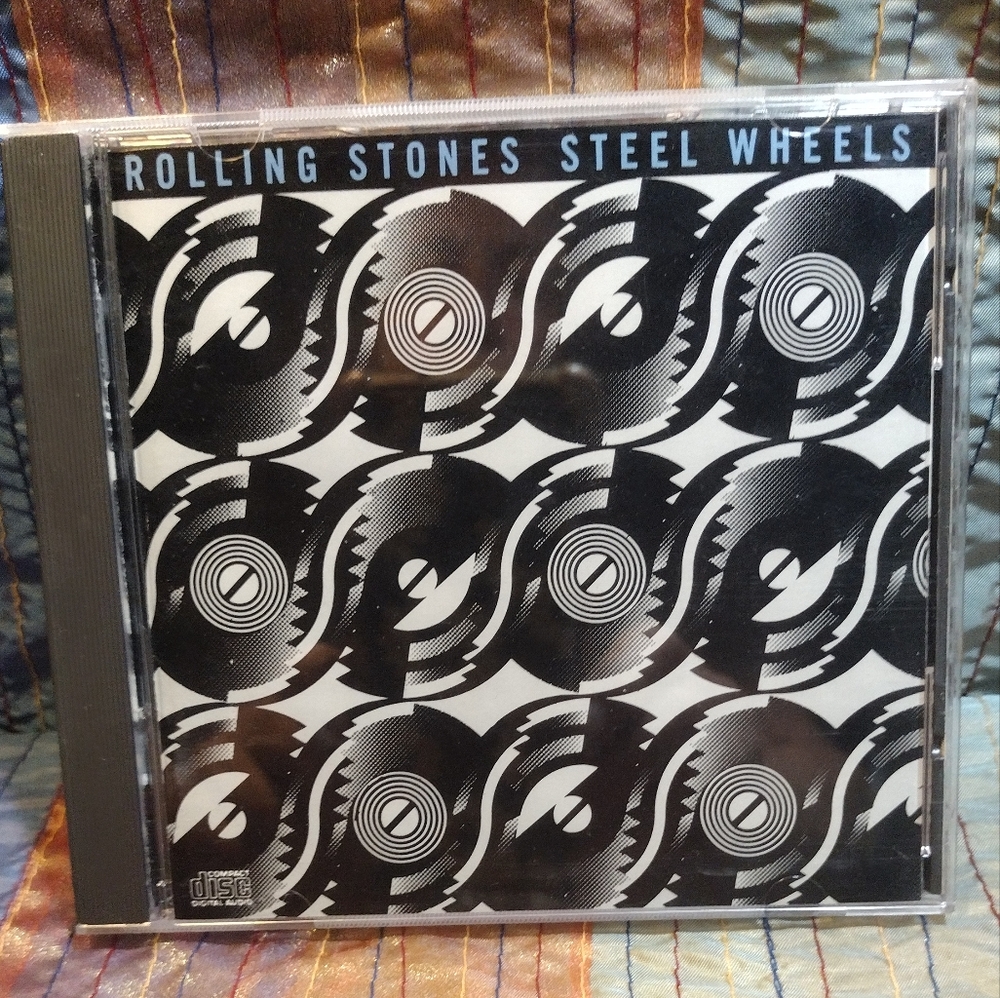 ⭐ BOGO ⭐ Rolling Stones CD ( STEEL WHEELS ) ⭐ BUY ONE GET ONE FREE ⭐